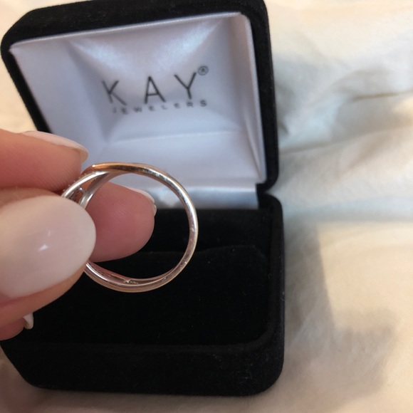 KAY Jewelers 10K Diamond Ring - Picture 5 of 7